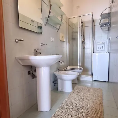 Immobiliare La Rosetana - Residenza Veneta 2 شقة